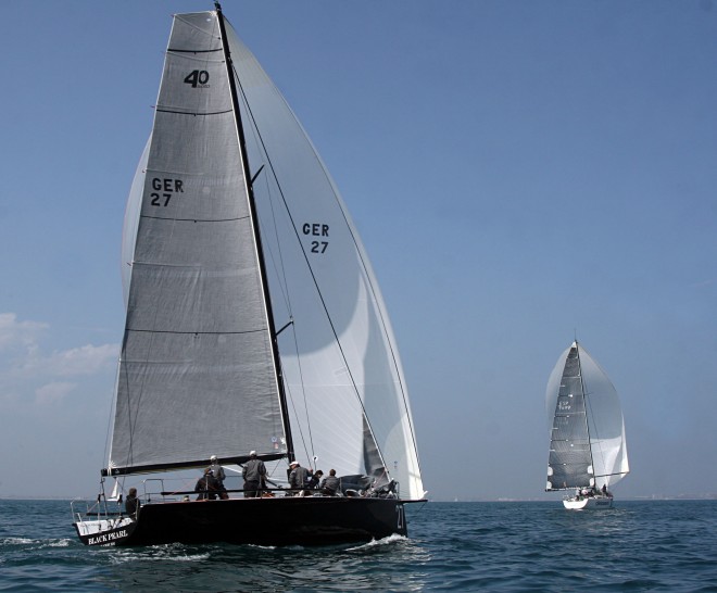 El Soto 40 Black Pearl