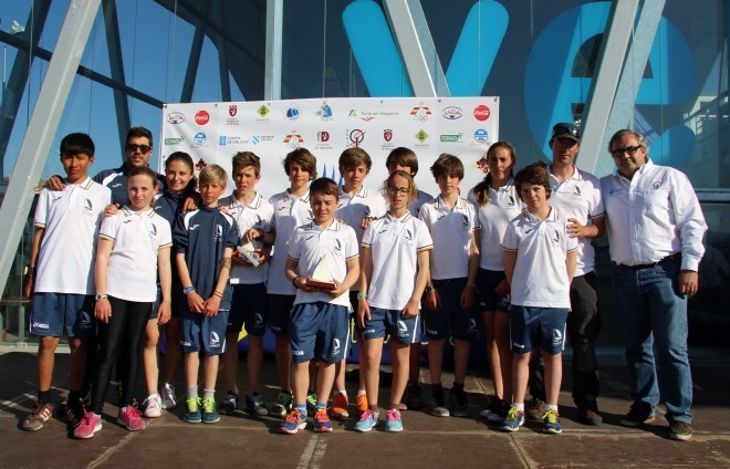 Cto optimist entrega trofeos