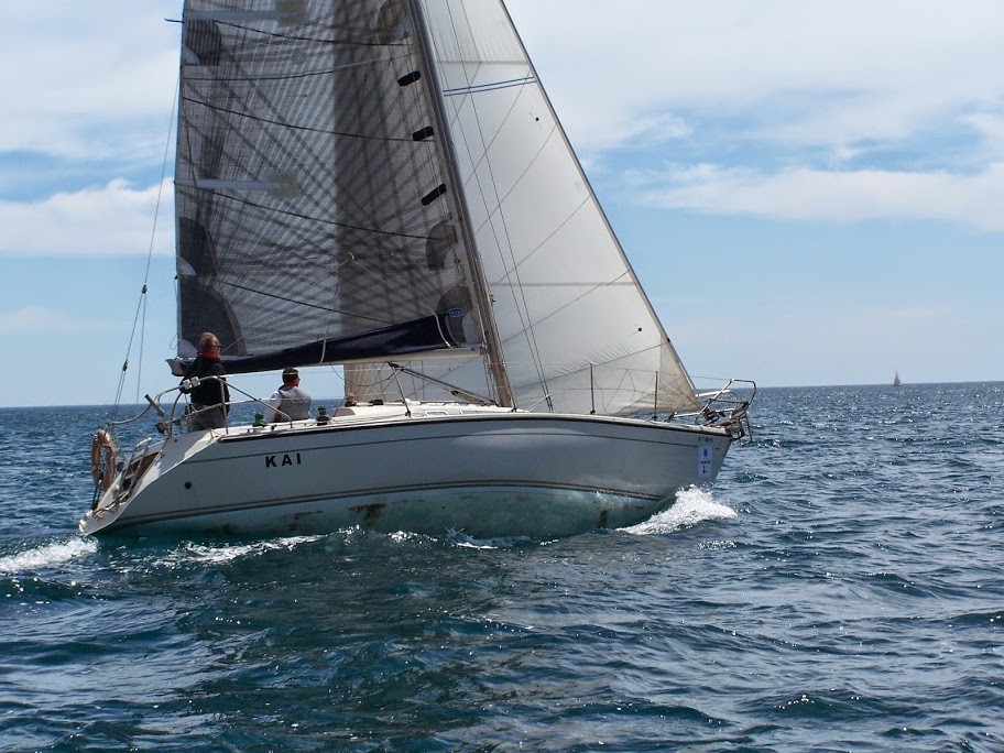 Regatas por partida doble en el RCR Alicante