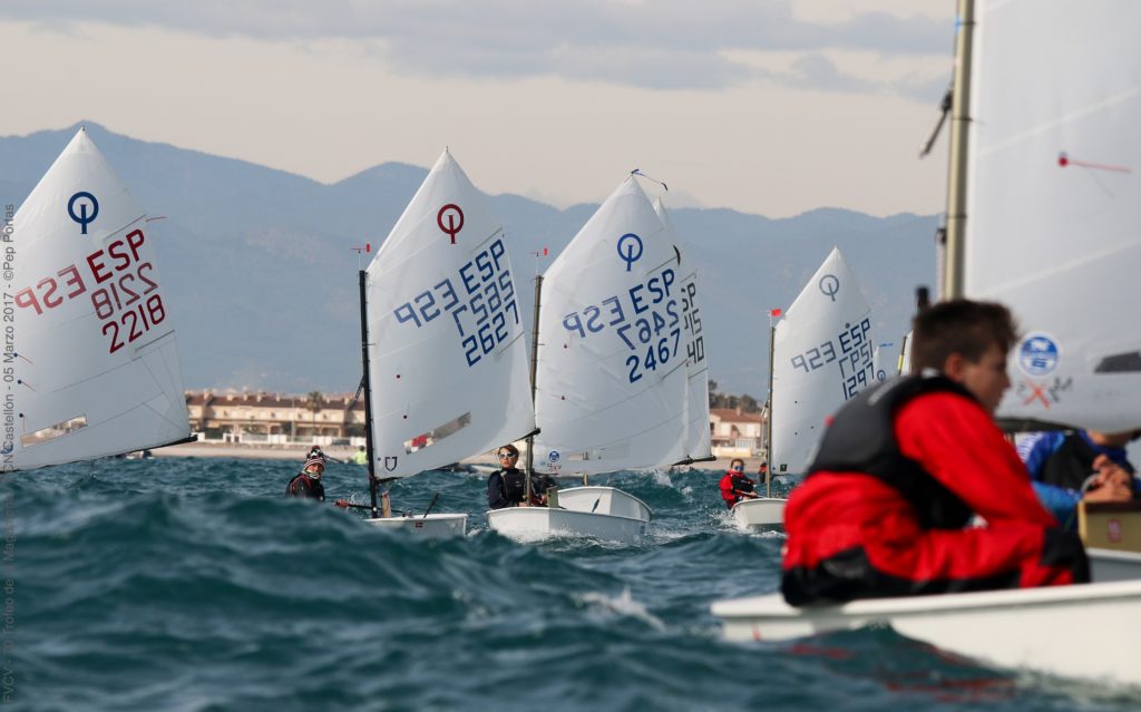 Luis Simó - Optimist 01