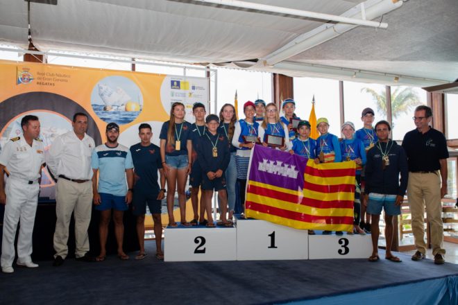 entrega de trofeo-9